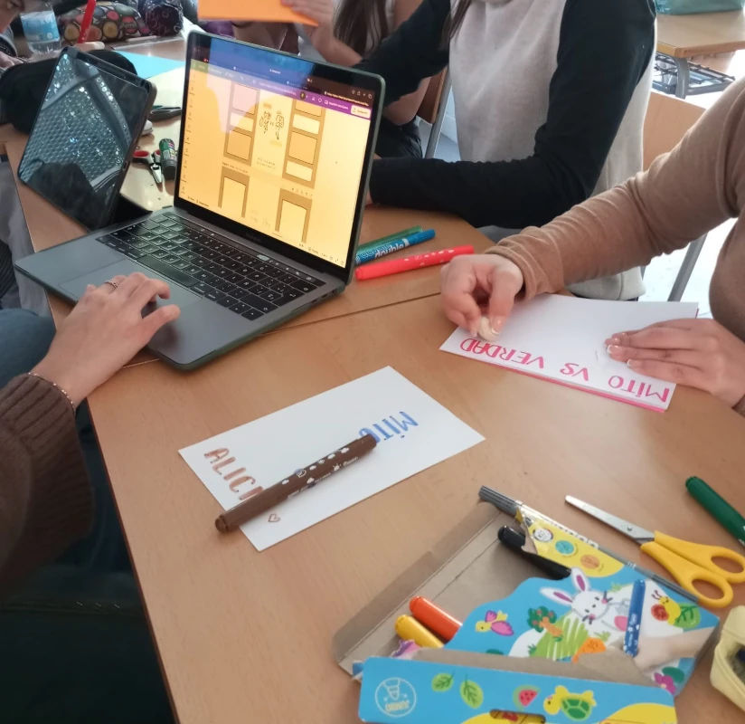 El CIPFP Ausiàs March refuerza su compromiso con el derecho a la salud junto a FARMAMUNDI